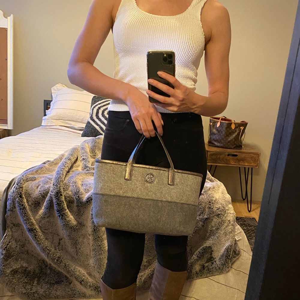 Tory Burch gray purse